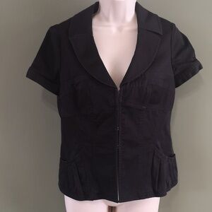 Nine West Short Sleeve Deep V Collared Fitted Eyelet Front Blazer Sz 6 w Pockets